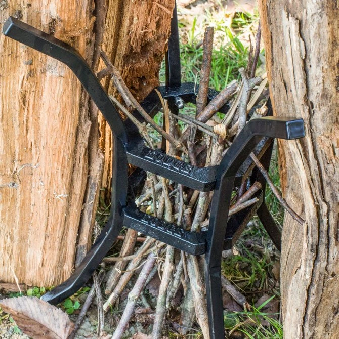 Lodge Fire And Cooking Stand 4 Lodge Fire And Cooking Stand - Image 2